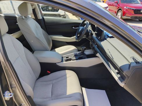 Certified 2023 Honda Accord EX image 28