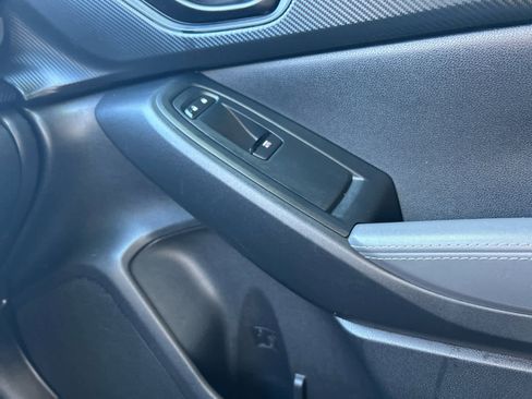 Used 2024 Subaru Crosstrek 2.0i Premium image 29