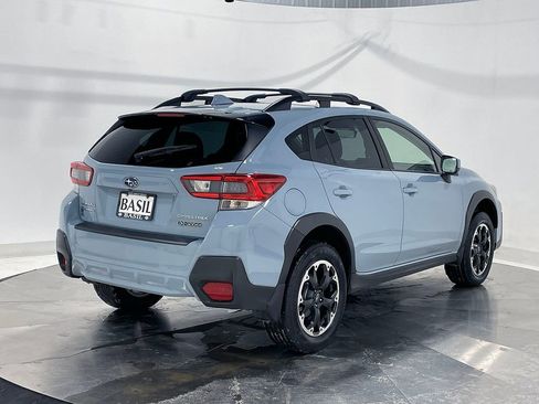 Used 2021 Subaru Crosstrek 2.0i Premium image 11