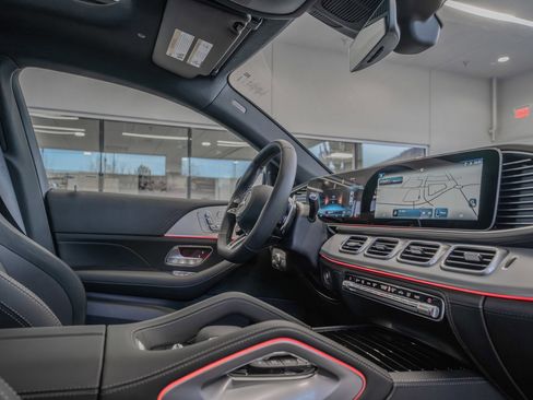 New 2026 Mercedes-Benz GLE 53 AMG 4MATIC Coupe image 17