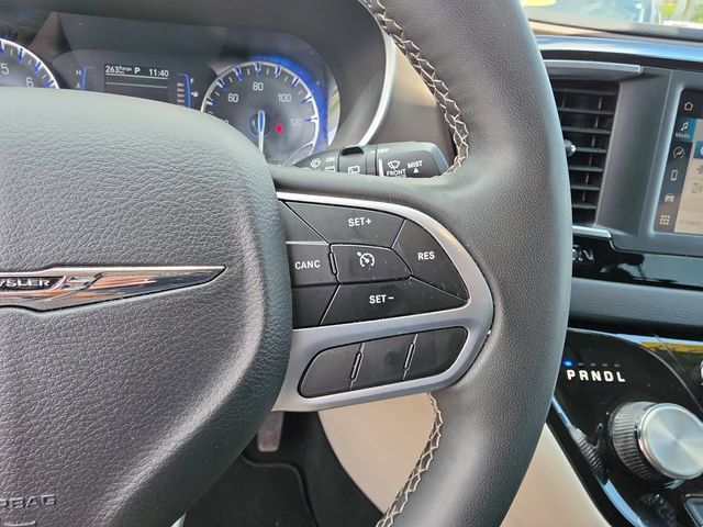 Used 2023 Chrysler Voyager LX FWD image 19