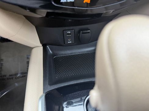 Used 2014 Nissan Rogue SL image 18