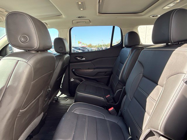 Used 2023 GMC Acadia Denali w/ Denali Ultimate Package AWD/4WD image 11