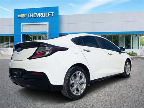 Used 2017 Chevrolet Volt Premier w/ Driver Confidence II Package image 3