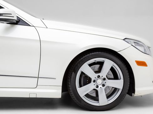 Used 2011 Mercedes-Benz E 550 Cabriolet image 33