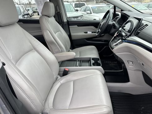 Certified 2023 Honda Odyssey Touring image 13