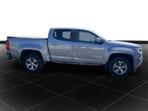 Used 2019 Chevrolet Colorado Z71 AWD/4WD image 6