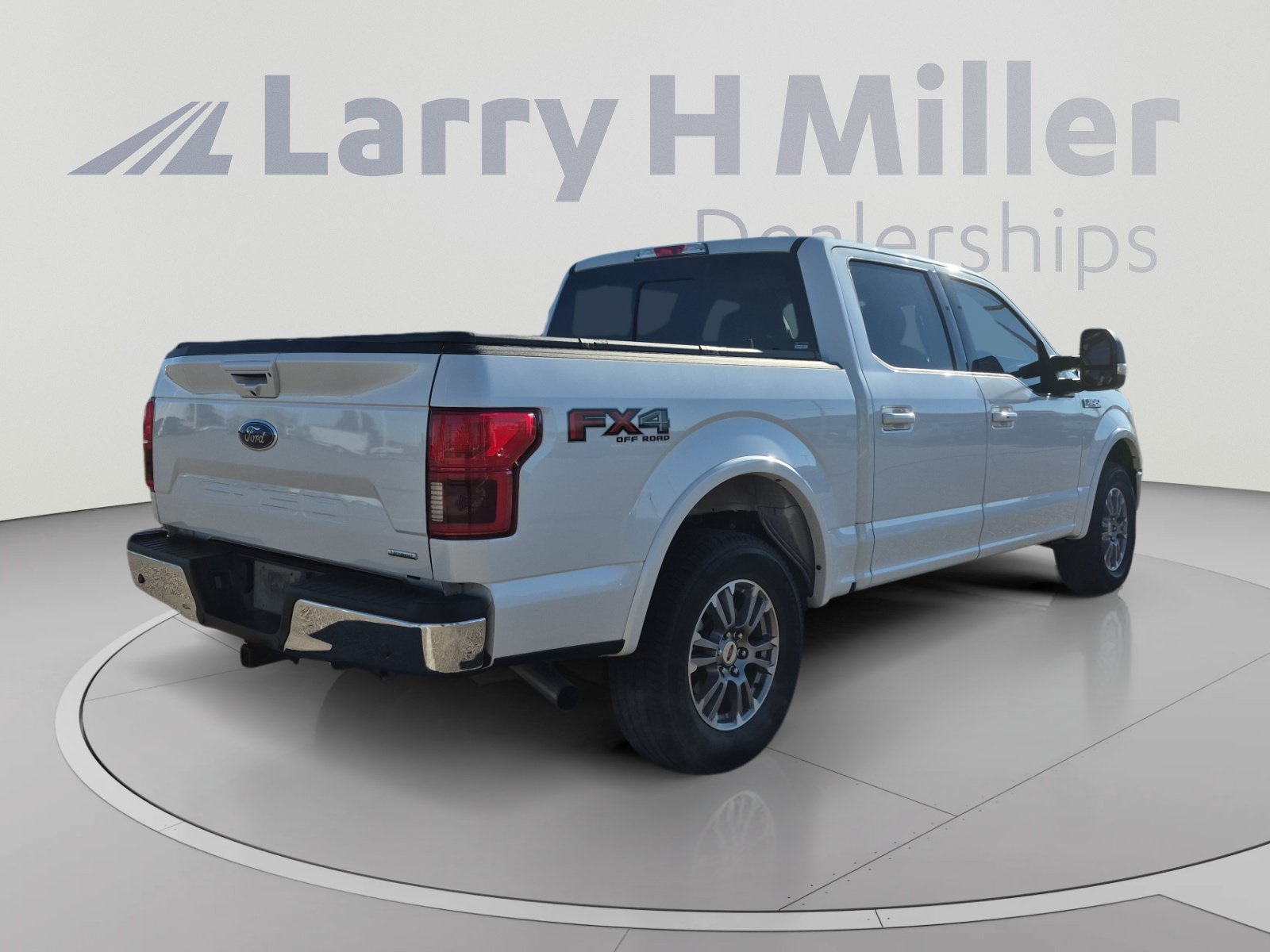 Used 2019 Ford F150 Lariat w/ Equipment Group 501A Mid AWD/4WD image 5