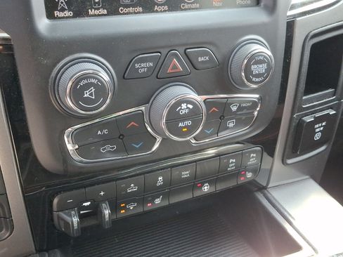 Used 2015 RAM 1500 Sport w/ Ignition Orange Sport Package AWD/4WD image 16