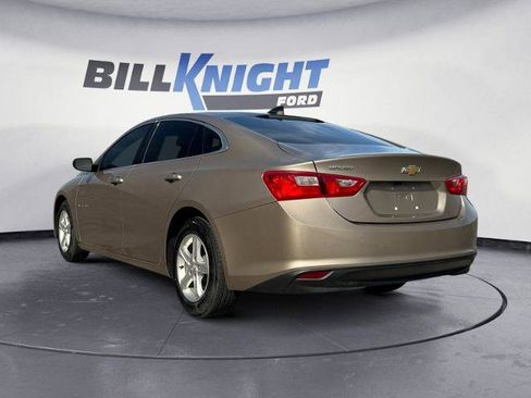 Used 2023 Chevrolet Malibu LS w/ LPO, Floor Liner Package FWD image 3