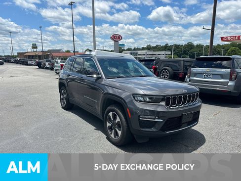 Used 2024 Jeep Grand Cherokee Limited 4xe AWD/4WD image 3