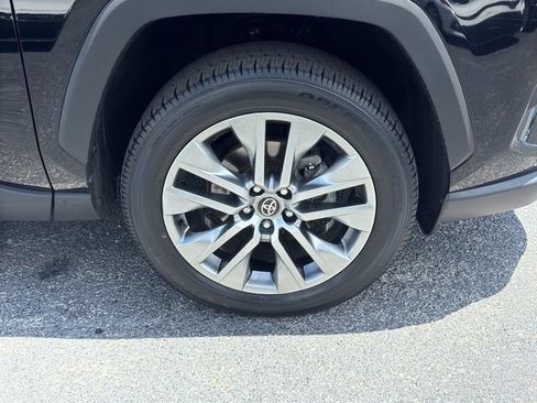 Certified 2022 Toyota RAV4 XLE Premium FWD image 19