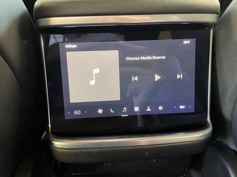 Used 2022 Tesla Model X AWD/4WD image 22