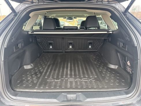 Used 2025 Subaru Outback Touring image 31