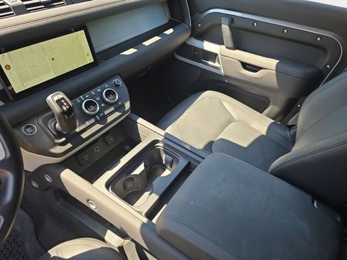 Certified 2024 Land Rover Defender 110 S AWD/4WD image 28