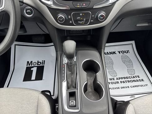 Used 2024 Chevrolet Equinox LS AWD/4WD image 14
