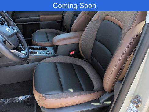 Used 2025 Ford Bronco Sport Outer Banks w/ Outer Banks Tech Package+ AWD/4WD image 16
