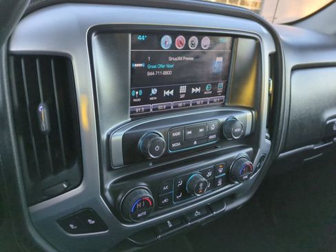 Used 2017 GMC Sierra 1500 SLE image 26