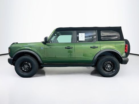 Used 2023 Ford Bronco Black Diamond AWD/4WD image 4
