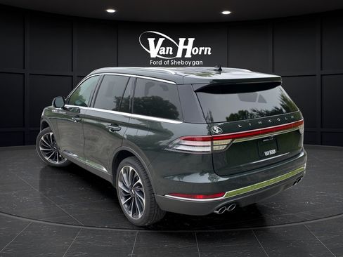 Used 2022 Lincoln Aviator Reserve w/ Equipment Group 201A AWD/4WD image 5