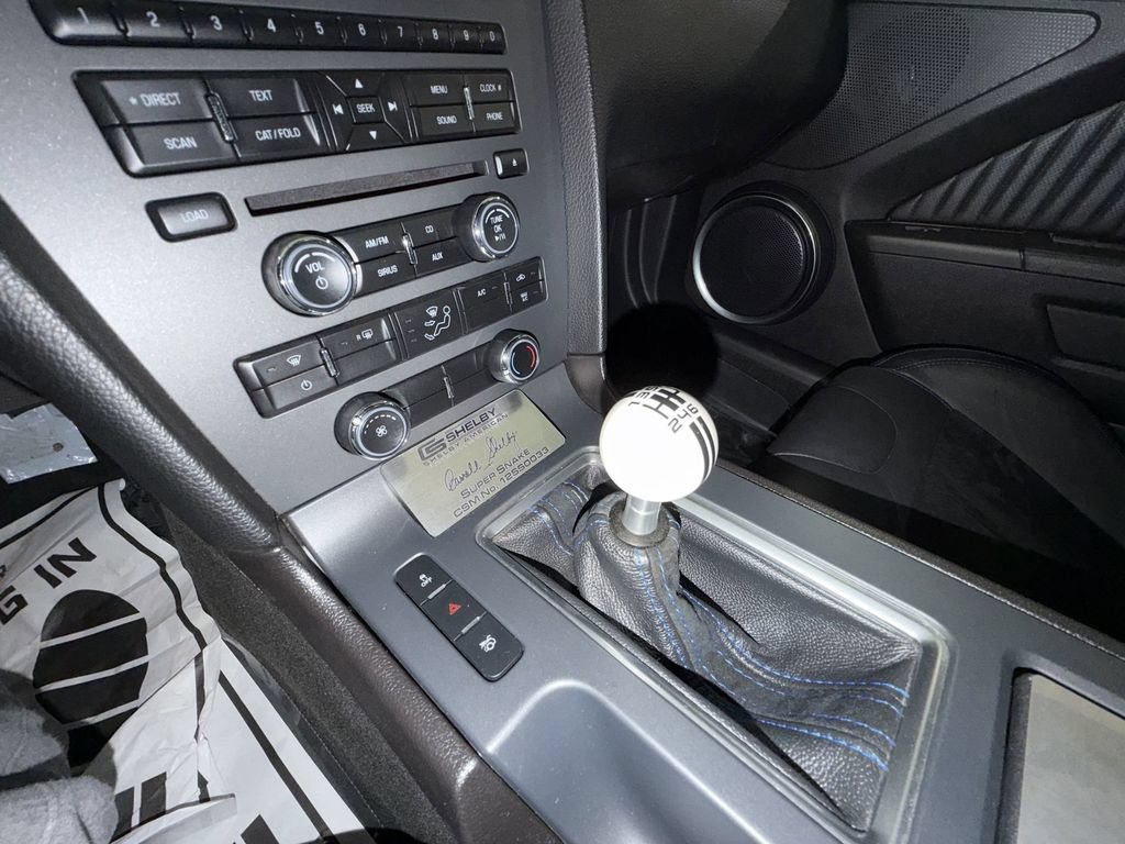 Used 2012 Ford Mustang Shelby GT500 RWD image 25