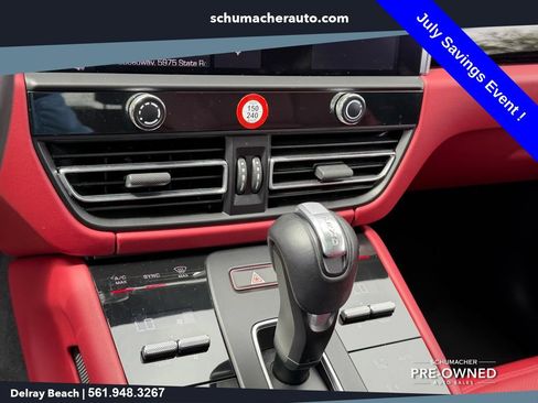 Used 2022 Porsche Macan S AWD/4WD image 24