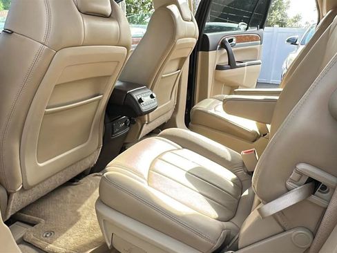 Used 2011 Buick Enclave CXL AWD/4WD image 24