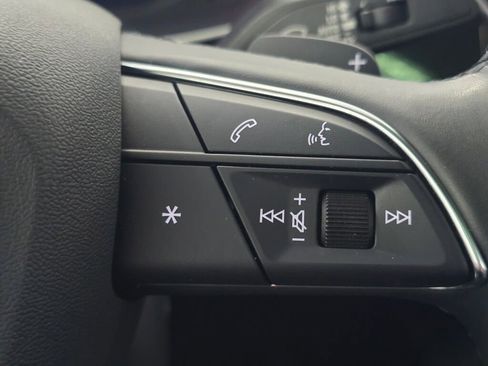 Used 2024 Audi Q3 2.0T Premium w/ Convenience Package image 43