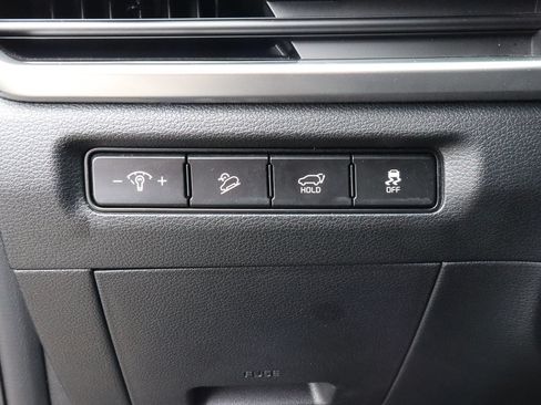 Used 2025 Kia Telluride S FWD image 15