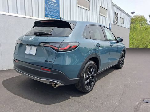 Used 2024 Honda HR-V Sport image 10