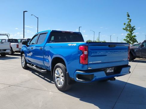 Used 2023 Chevrolet Silverado 1500 Custom AWD/4WD image 3