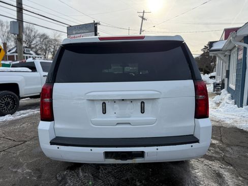 Used 2019 Chevrolet Tahoe 4WD w/ Remote Keyless Entry Package image 7