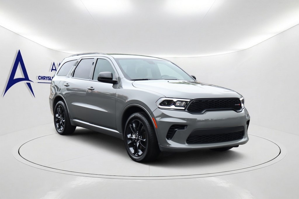 Used 2025 Dodge Durango GT w/ Blacktop Package RWD image 3