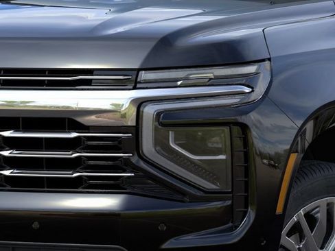 New 2026 Chevrolet Suburban LT w/ Comfort Package AWD/4WD image 10