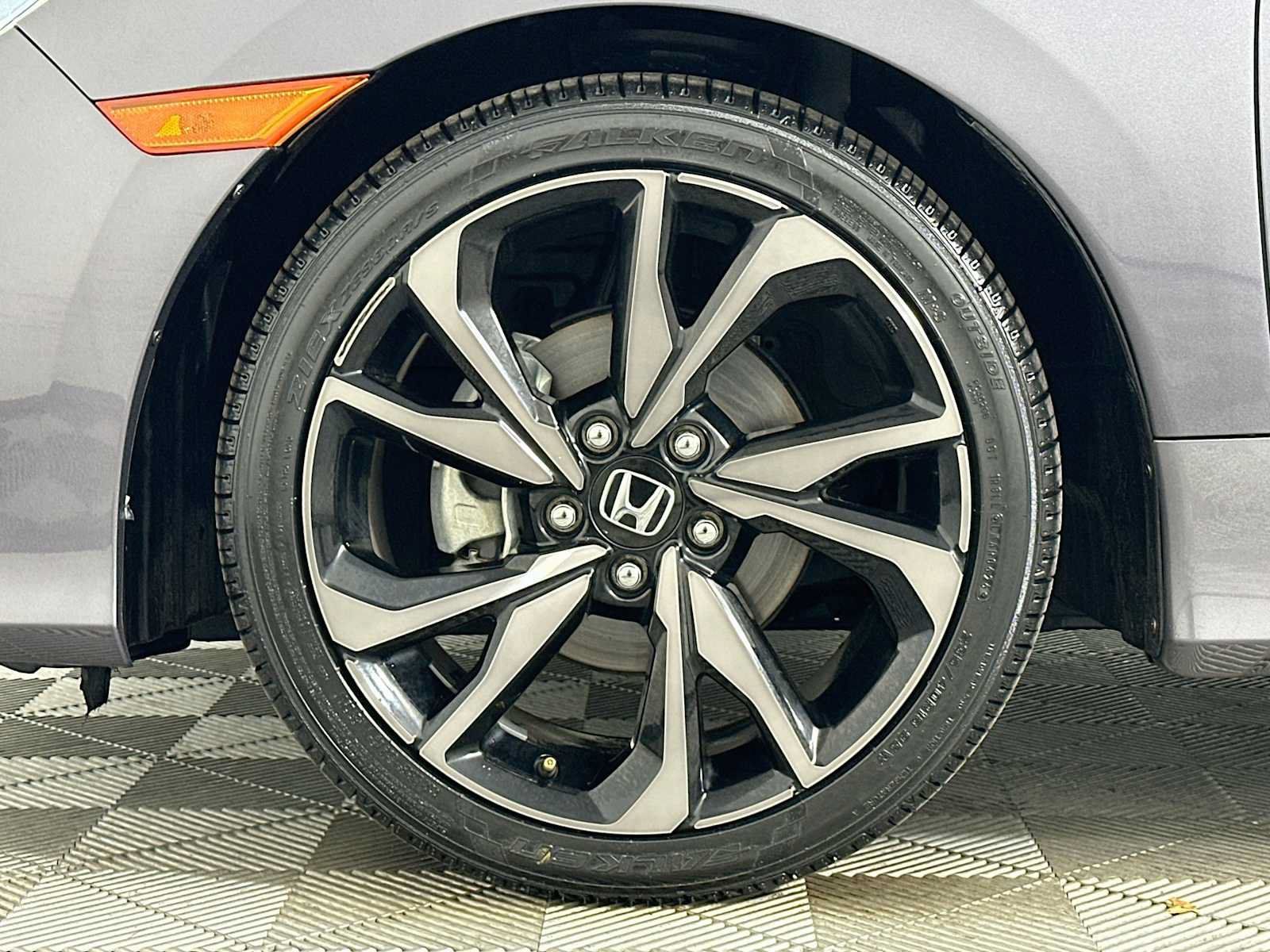 Used 2020 Honda Civic Sport image 27