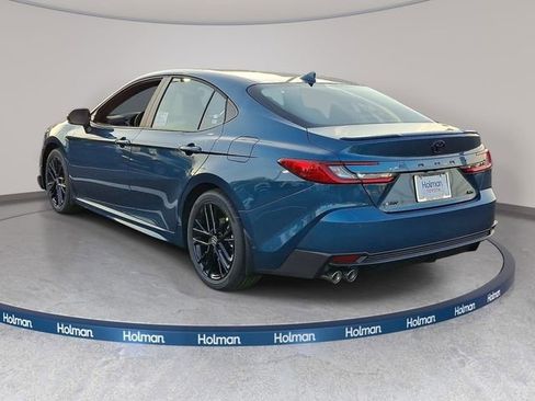 New 2026 Toyota Camry SE FWD image 4