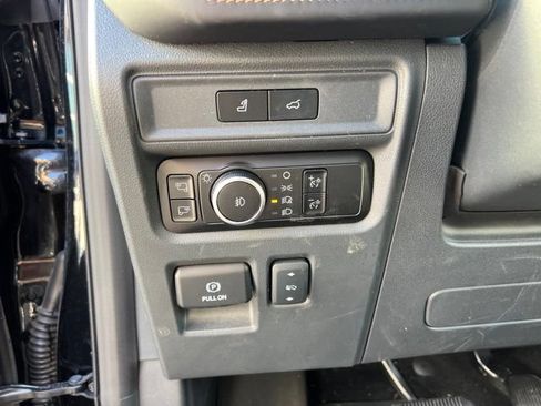 Used 2023 Ford Expedition Max Platinum AWD/4WD image 27