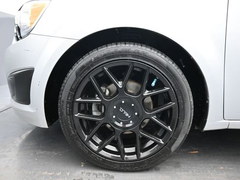 Used 2015 Chevrolet Sonic LTZ image 45