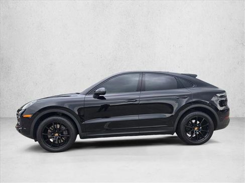 Used 2021 Porsche Cayenne Coupe image 23