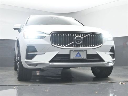 Used 2023 Volvo XC60 B5 Ultimate w/ Climate Package image 39