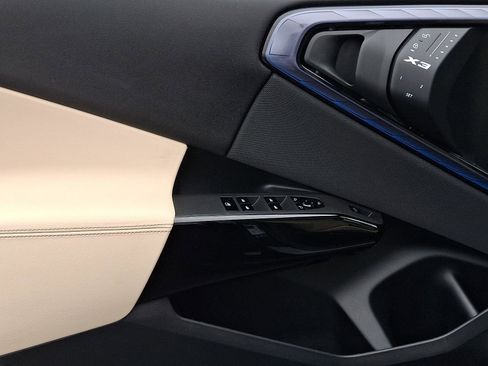 Used 2025 BMW X3 M50 w/ Premium Package image 12