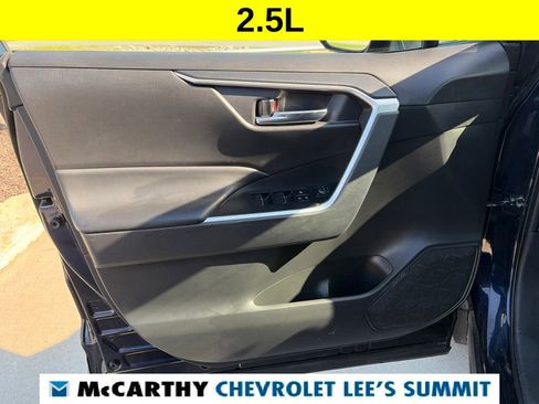 Used 2024 Toyota RAV4 XLE FWD image 37