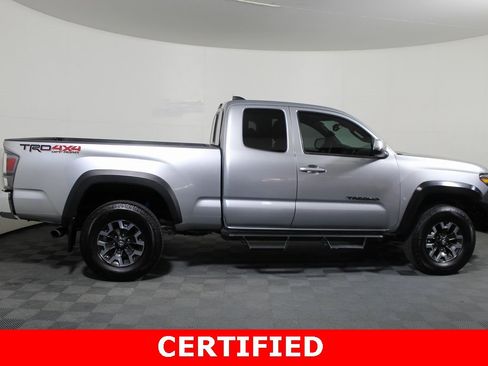 Used 2023 Toyota Tacoma TRD Off-Road image 2