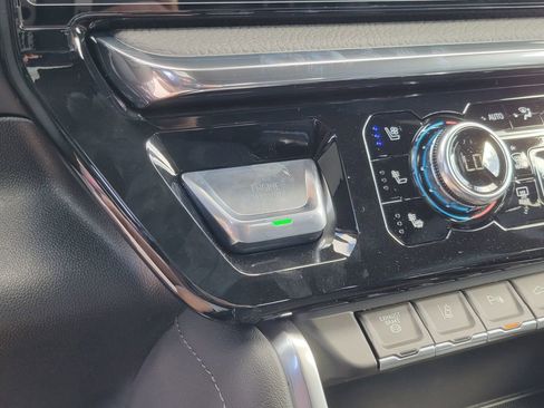 New 2026 GMC Sierra 2500 Denali w/ Denali Reserve Package AWD/4WD image 26