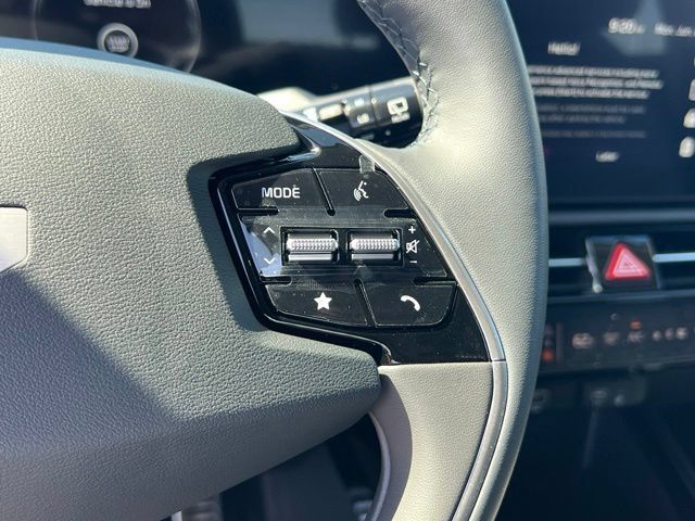 New 2026 Kia Niro Wave w/ Wave Preserve Package FWD image 22