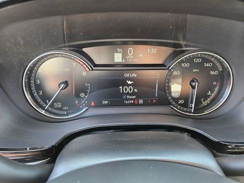 Certified 2025 Cadillac XT5 Premium Luxury image 25