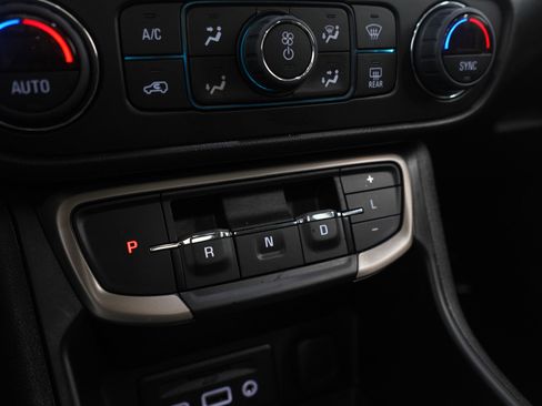 Used 2023 GMC Terrain Denali image 24