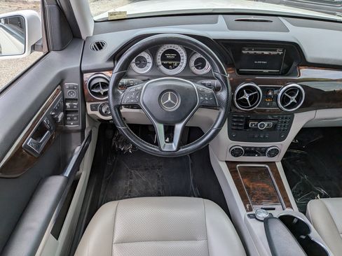 Used 2013 Mercedes-Benz GLK 350 4MATIC image 18