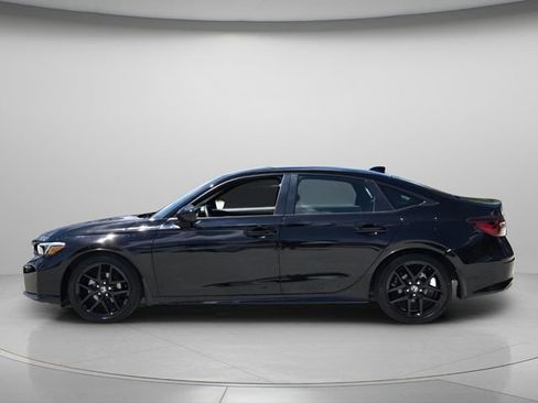 Used 2025 Honda Civic Sport image 3