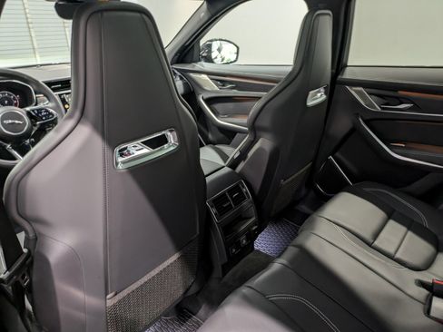 Used 2025 Jaguar F-PACE R-Dynamic S image 13